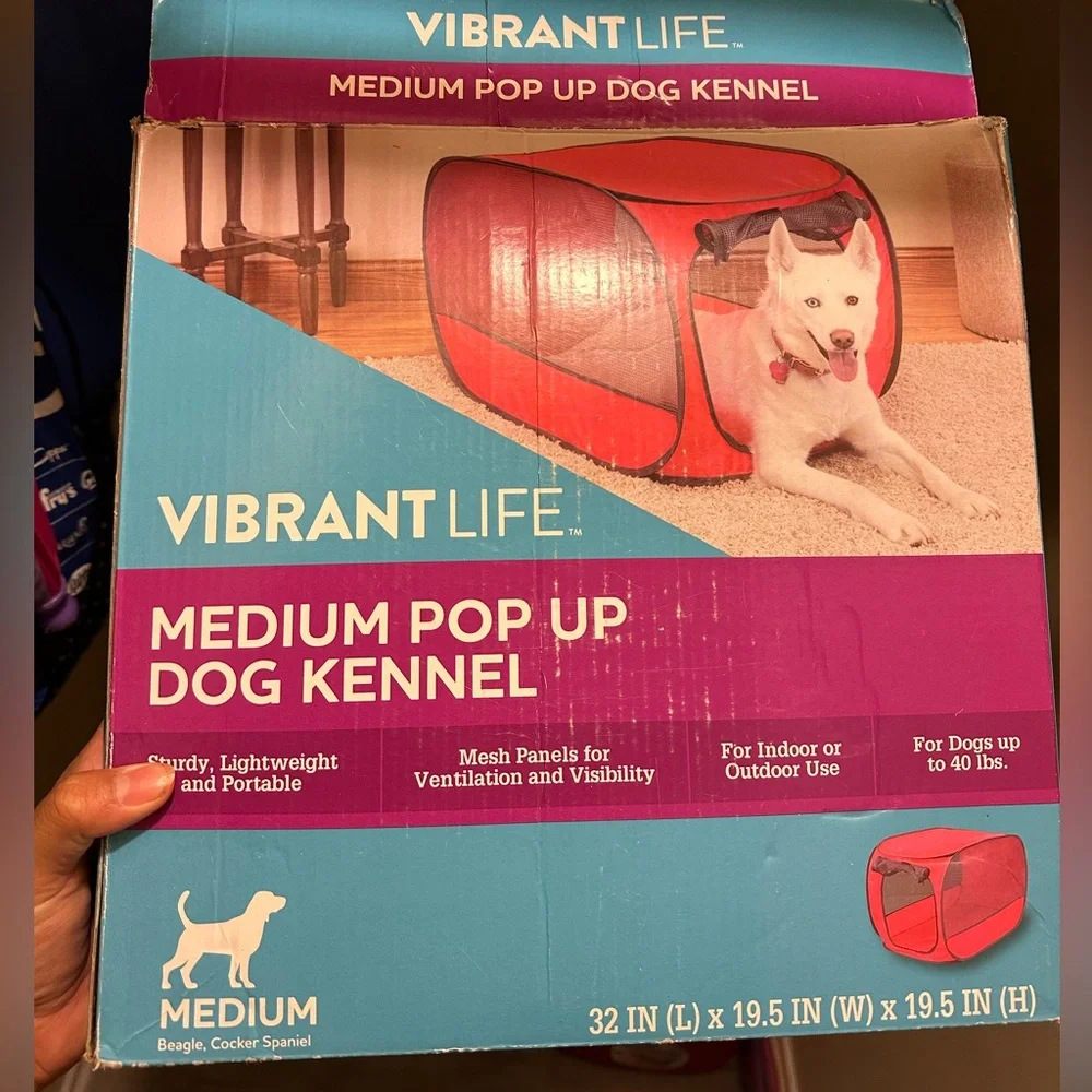 Pop up dog kennel